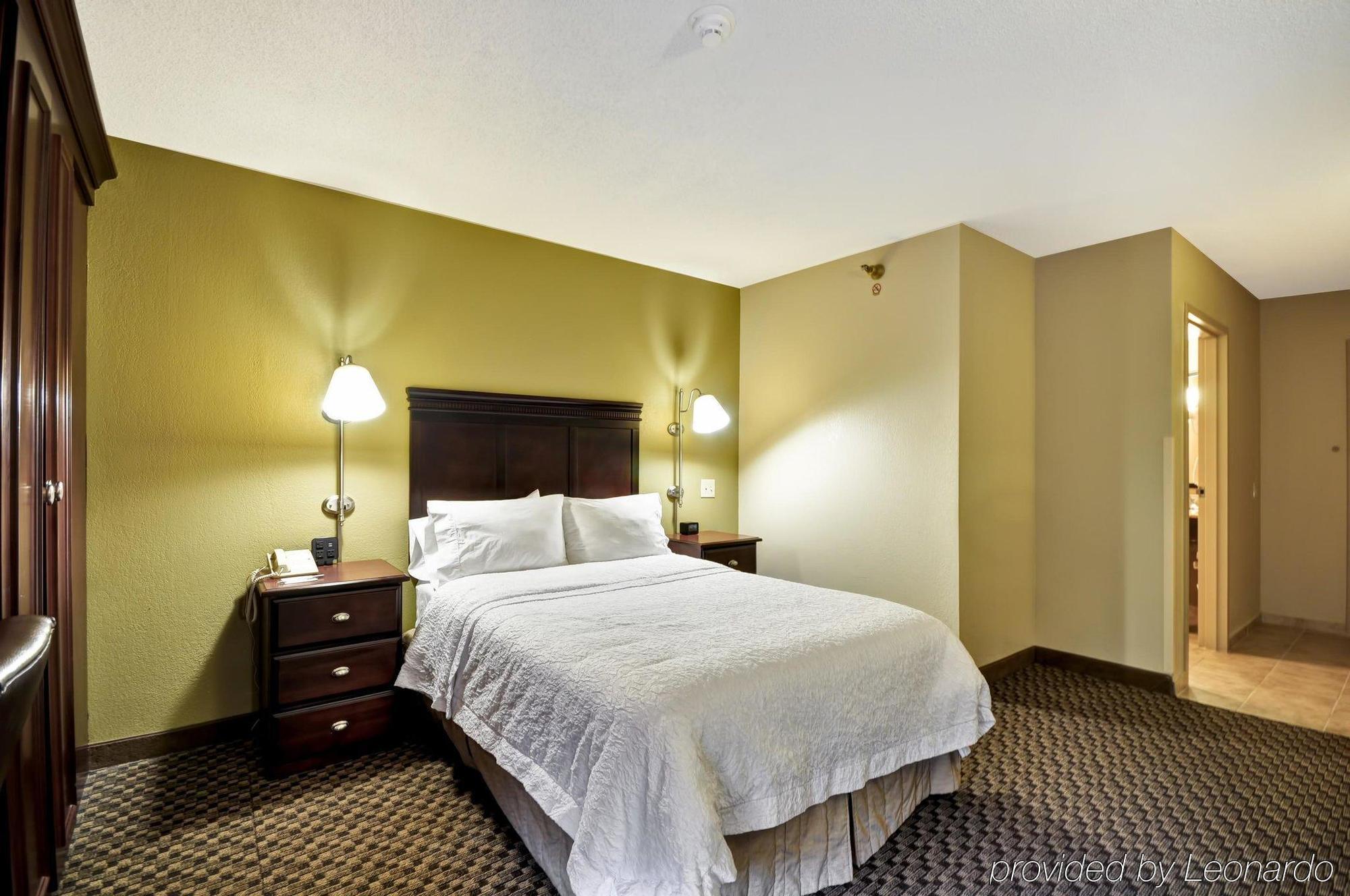 Wingate By Wyndham Charleston Coliseum Hotel Норт Чарлстън Екстериор снимка