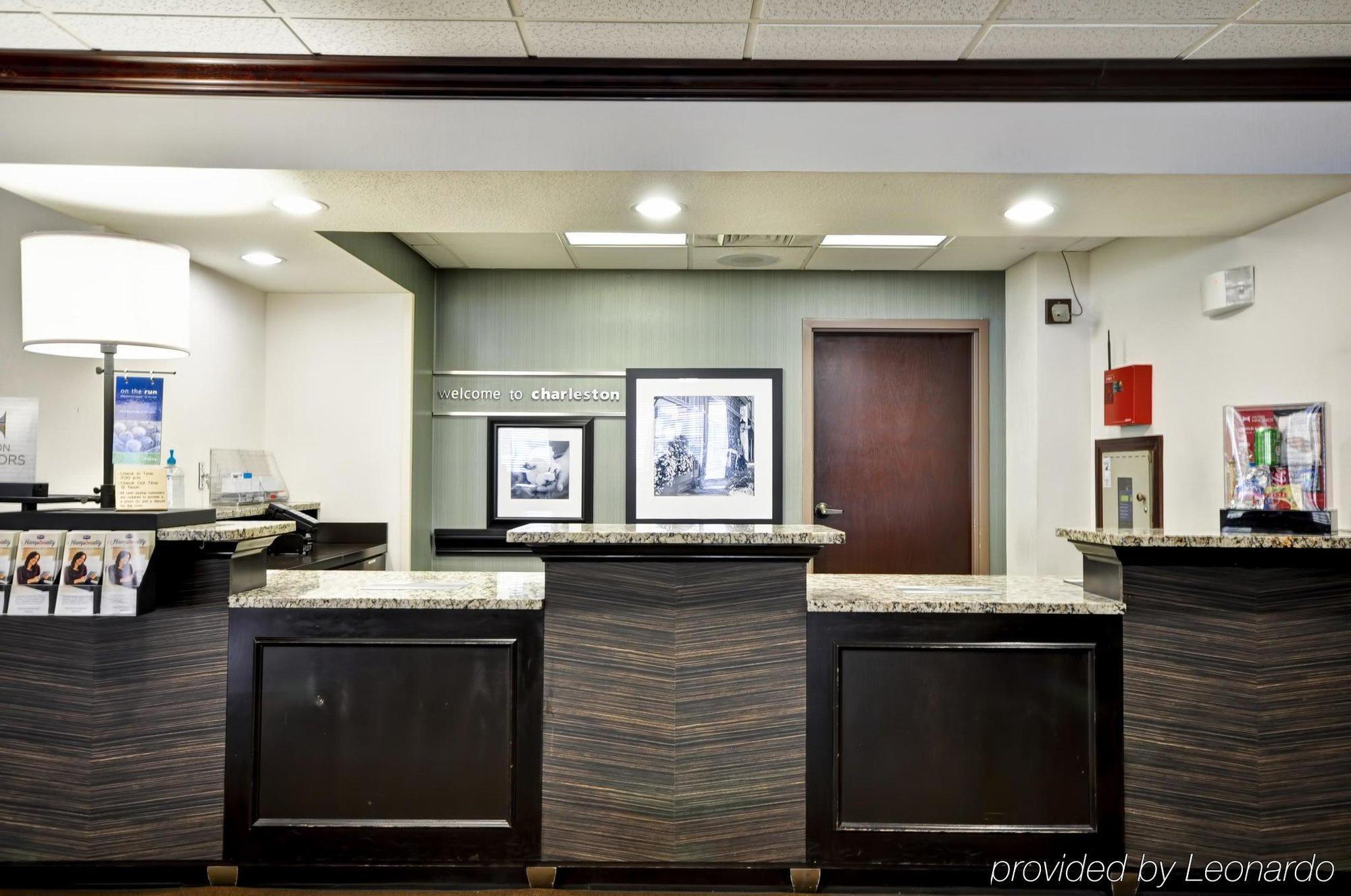 Wingate By Wyndham Charleston Coliseum Hotel Норт Чарлстън Екстериор снимка