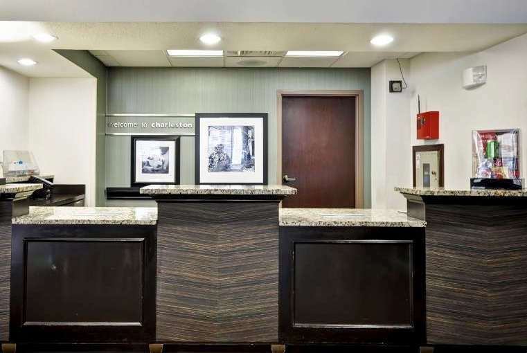 Wingate By Wyndham Charleston Coliseum Hotel Норт Чарлстън Интериор снимка